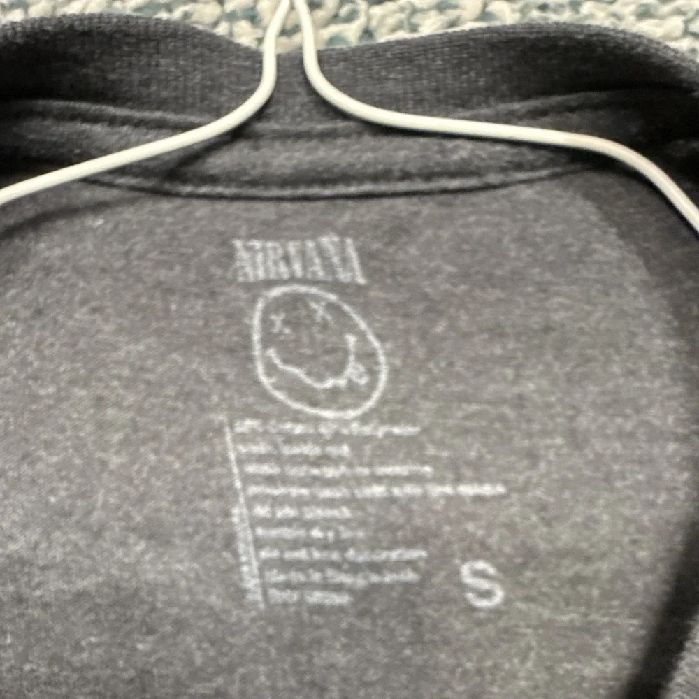 Vtg Nirvana Black Spiral Graphic T-Shirt Smiley Face Logo Short Sleeve Size S